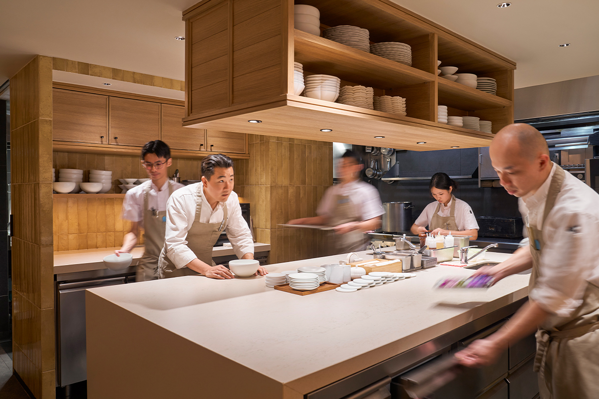 chef-louis-han-about-work-with-us